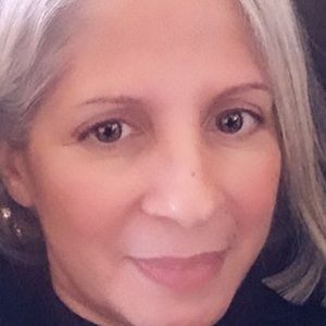 Meet your Posher, Jeanette